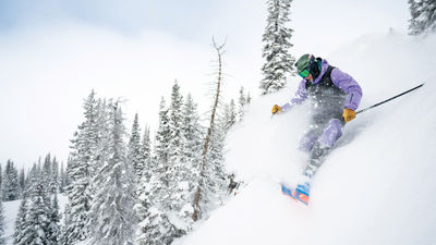 Steamboat's additional 655 acres, in an area called Mahogany Ridge, is serviced by the new Mahogany Ridge Express lift that services black and double black diamond trails, chutes and glades.