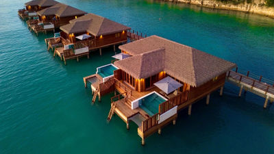 Blue Diamond Resorts has opened 12 Overwater Suites at the Royalton Chic Antigua, an Autograph Collection all-inclusive, adults-only resort.